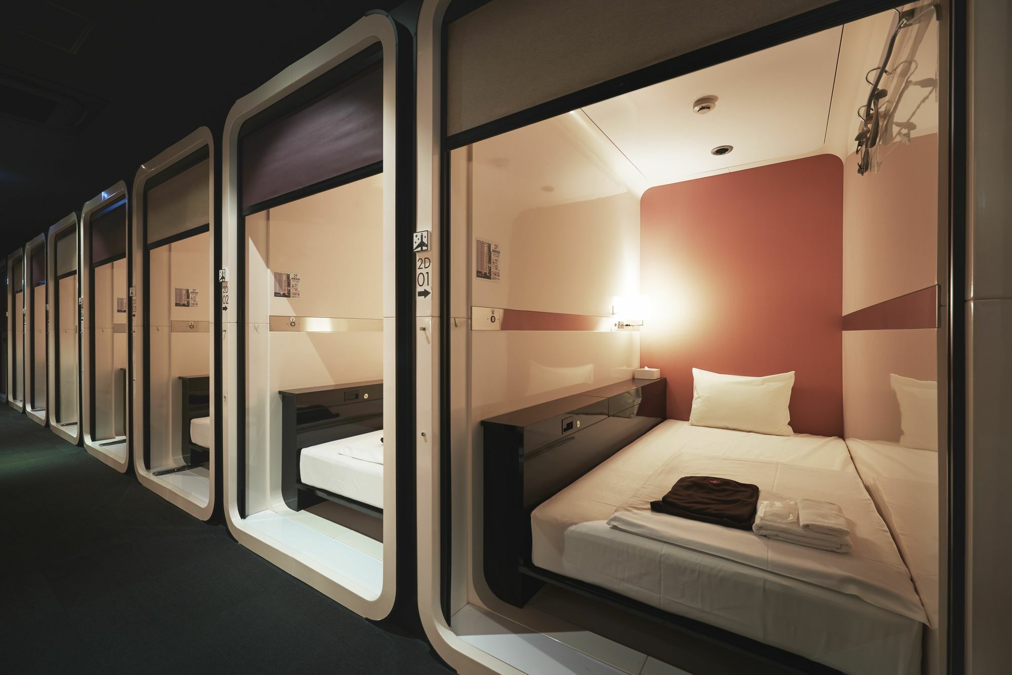 เฟิสต์ เคบิ้น อากิฮาบาระ โชวะ-โดริ Hotel โตเกียว ภายนอก รูปภาพ