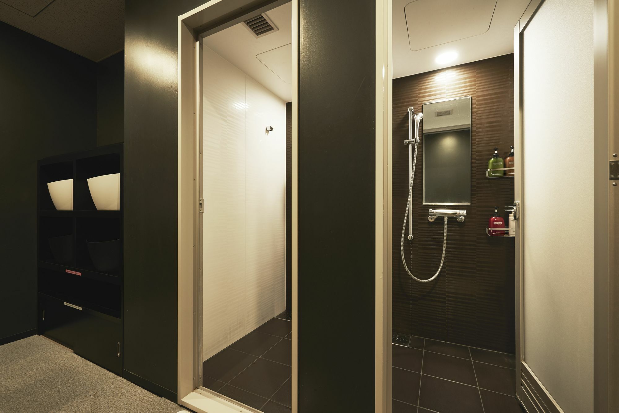 เฟิสต์ เคบิ้น อากิฮาบาระ โชวะ-โดริ Hotel โตเกียว ภายนอก รูปภาพ