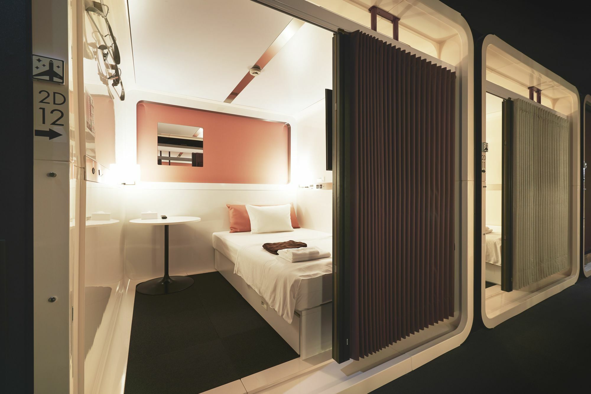 เฟิสต์ เคบิ้น อากิฮาบาระ โชวะ-โดริ Hotel โตเกียว ภายนอก รูปภาพ